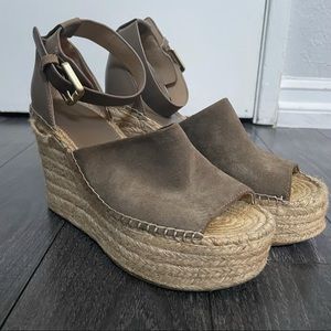 Marc Fisher Adalyn wedge